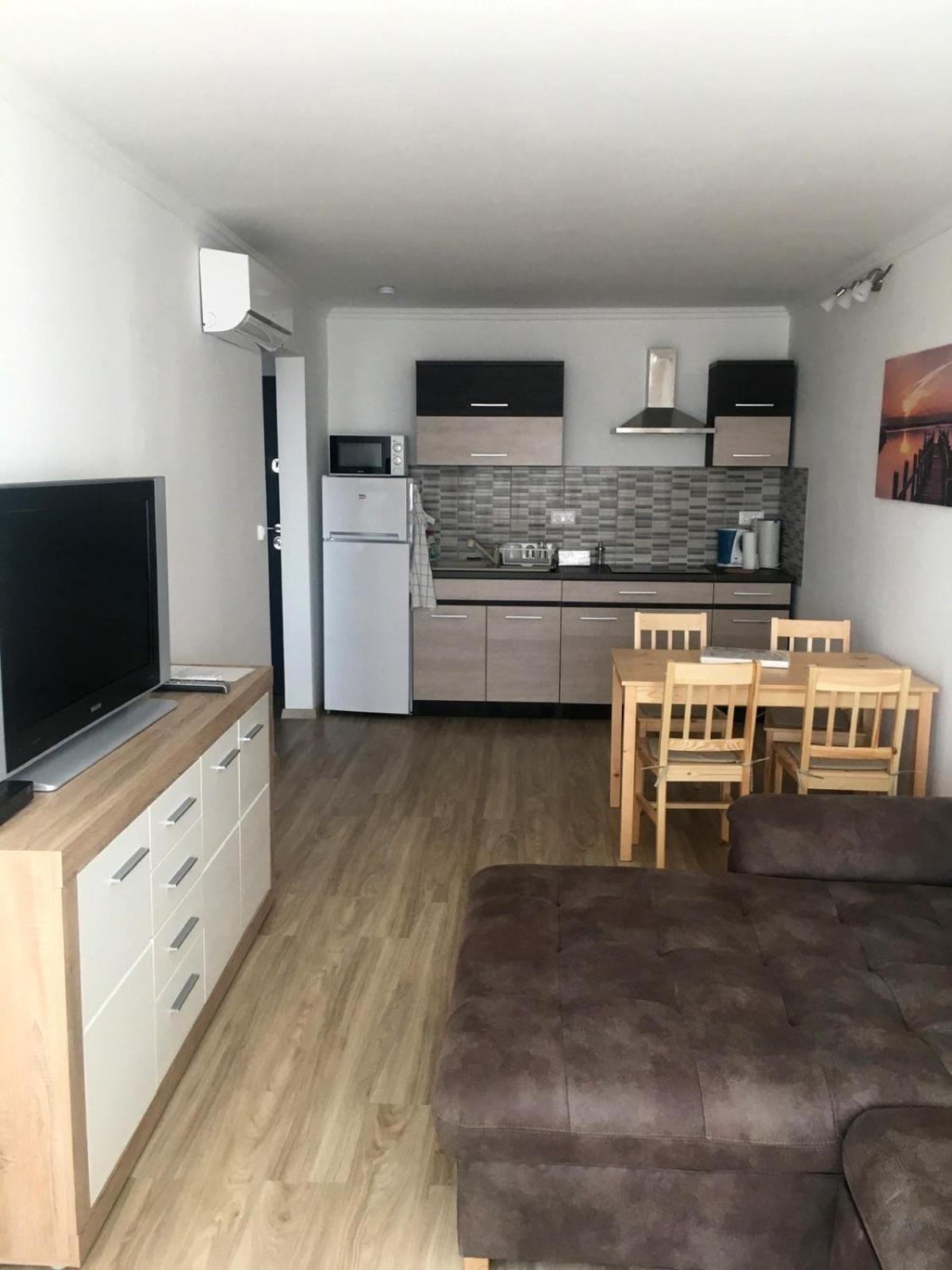 Cadet Holiday Apartman Ezuestpart Шиофок Экстерьер фото